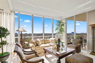 Photo of Listing #F10518960