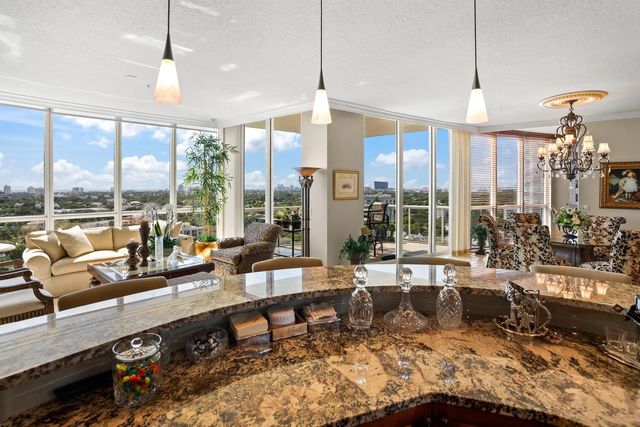 2 of 32 - 111 Se 8th Avenue #1501, Fort Lauderdale, FL