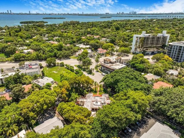 4 of 66 - 5900 Ne 5th Avenue, Miami, FL