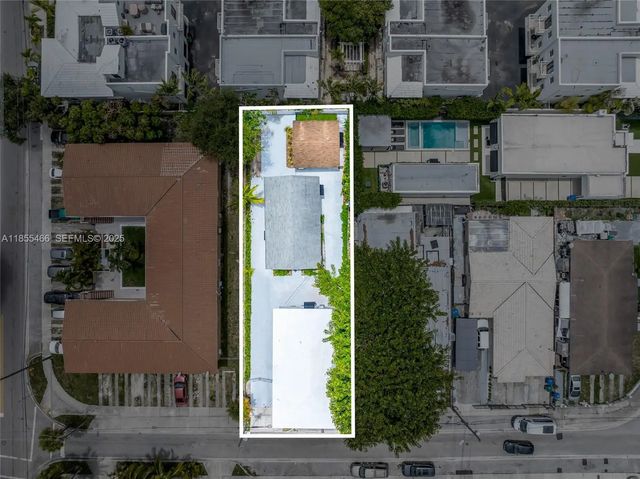 4 of 33 - 1028 Sw 9th Avenue, Miami, FL
