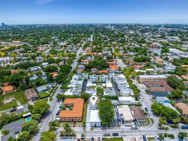 5 of 33 - 1028 Sw 9th Avenue, Miami, FL