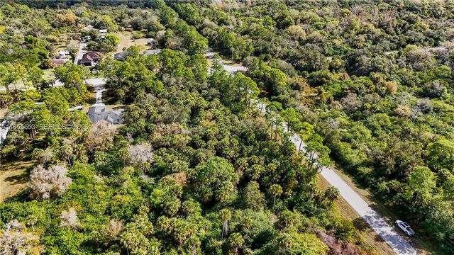 5 of 8 - 3132 Se 24 Avenue, Naples, FL