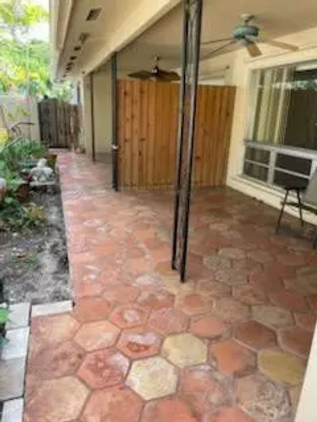 N/A, Oakland Park