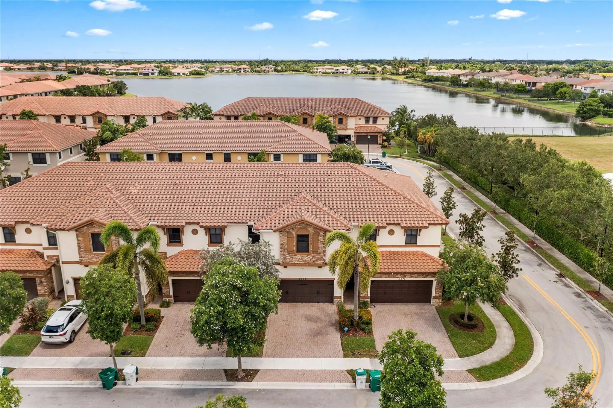 9573 Town Parc Circle, Parkland