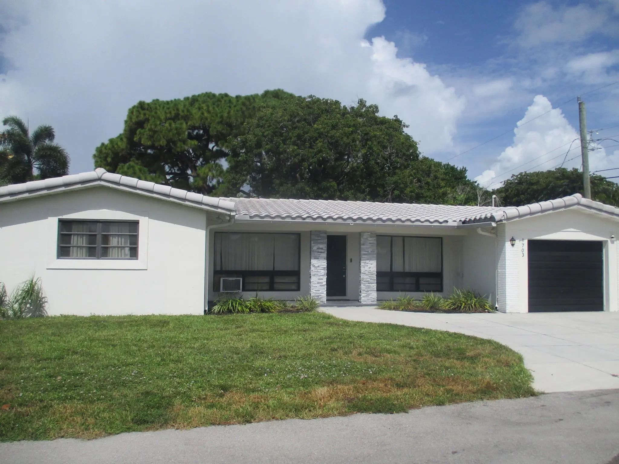 1703 Ne 24th Street, Wilton Manors