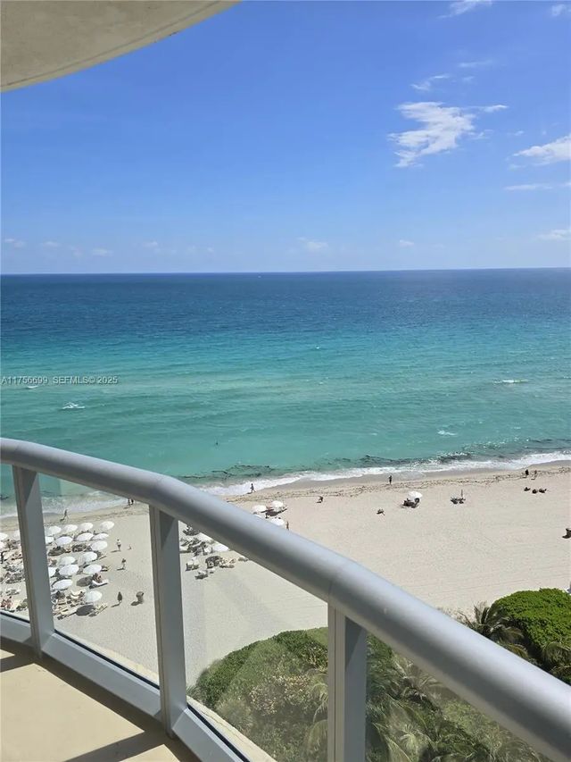 5 of 28 - 17315 Collins Avenue #1402, Sunny Isles Beach, FL