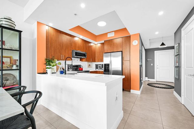 5 of 44 - 315 Ne 3rd Avenue #1008, Fort Lauderdale, FL