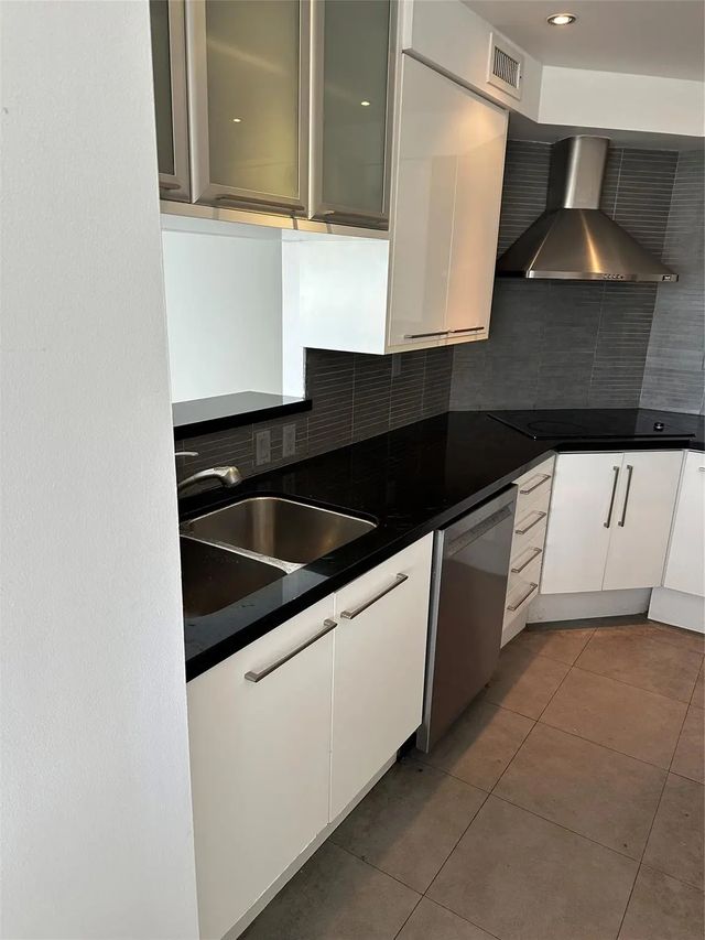 5 of 22 - 2500 E Las Olas Boulevard #508, Fort Lauderdale, FL
