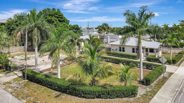 11 Sw 11th Avenue, Fort Lauderdale