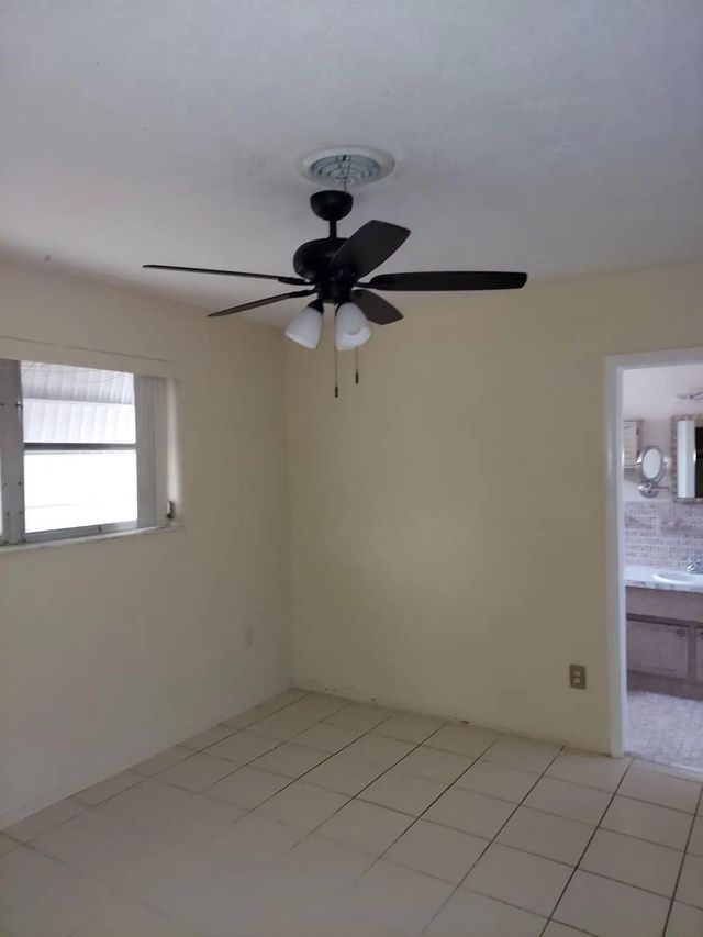5 of 35 - 1011 Nw 45th Court, Fort Lauderdale, FL