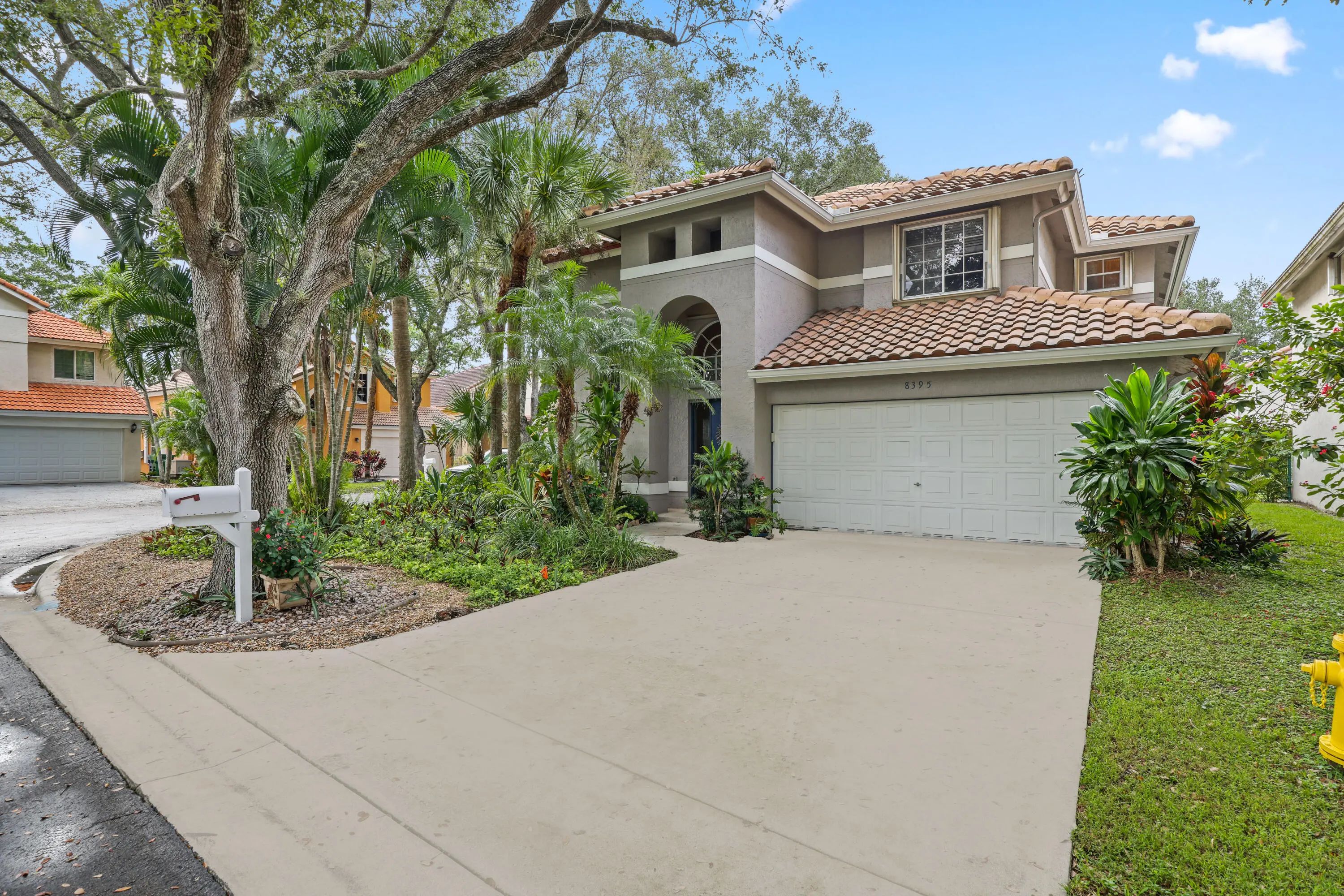 8395 Nw 57 Drive, Coral Springs