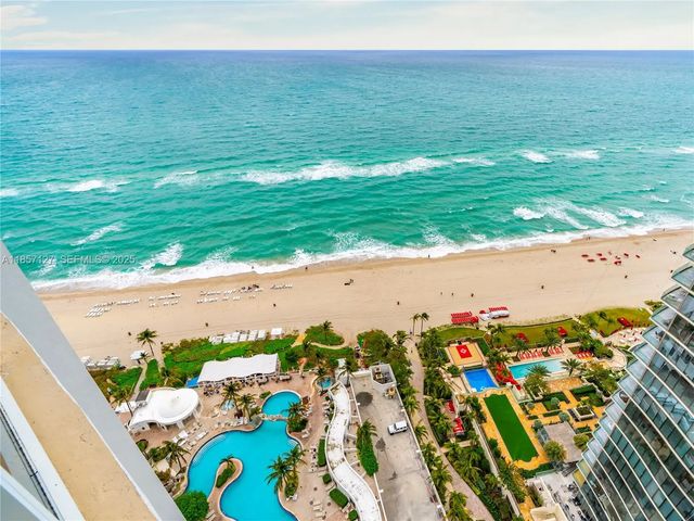 4 of 22 - 18001 Collins Avenue #811, Sunny Isles Beach, FL