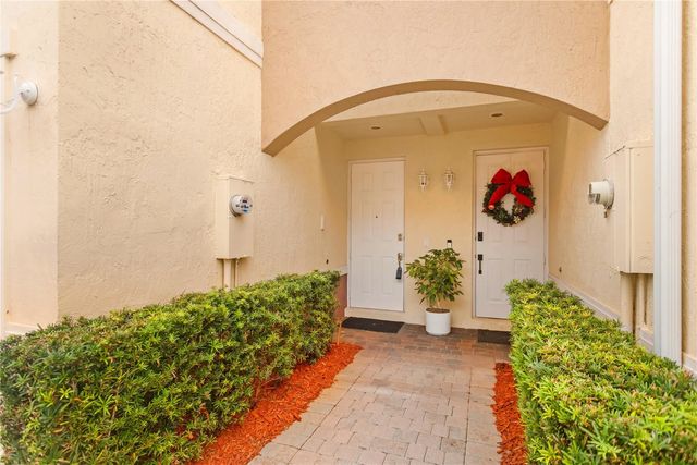 2 of 21 - 7440 Willow Grove Place, Davie, FL