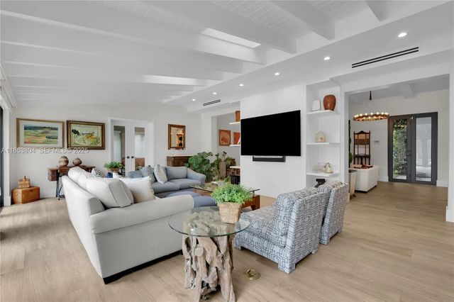 5 of 80 - 4475 N Meridian Avenue, Miami Beach, FL