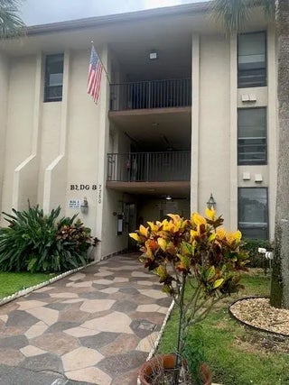 Photo of Listing #F10519778