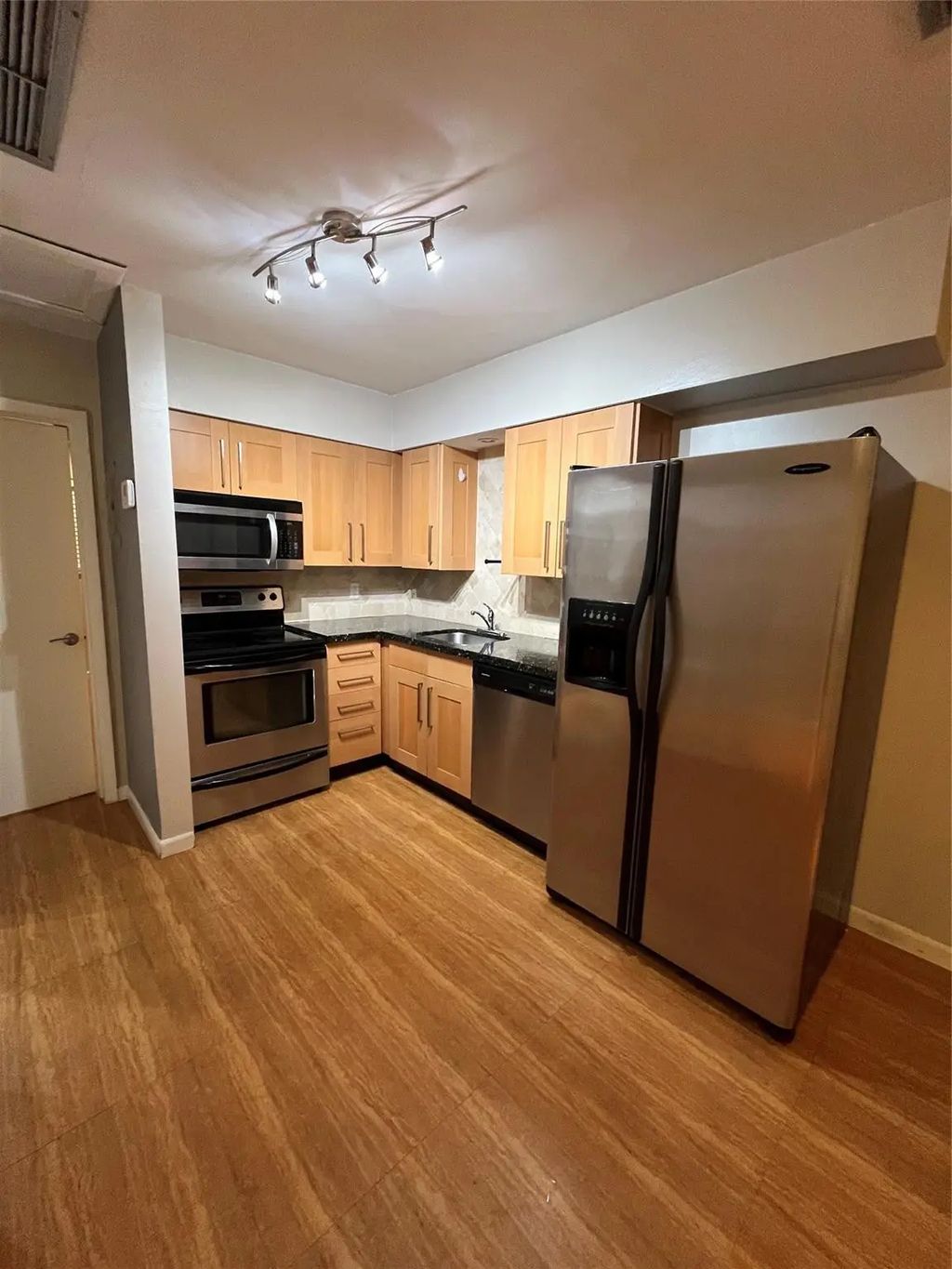 713 Se 18th Street #2, Fort Lauderdale
