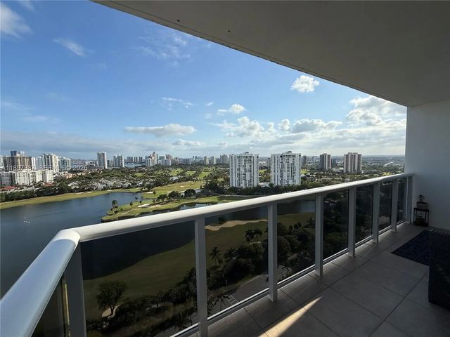 2 of 9 - 3625 N Country Club Drive #ph5, Aventura, FL