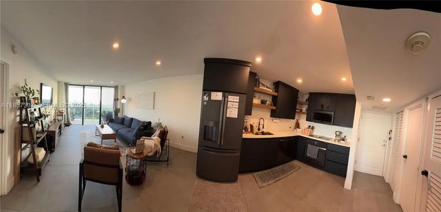 3 of 9 - 3625 N Country Club Drive #ph5, Aventura, FL