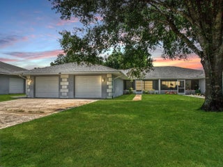 Photo of Listing #F10520202