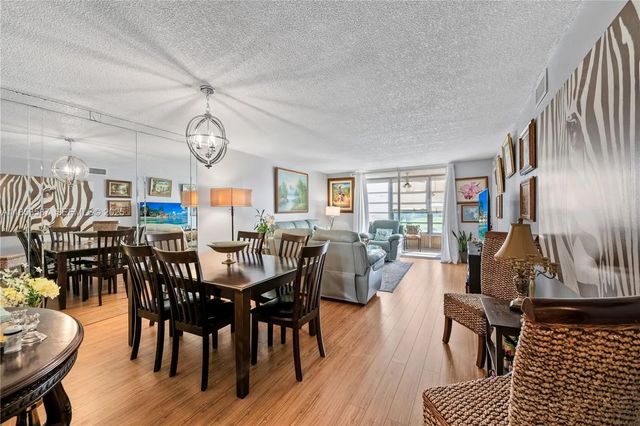 9461 Sunrise Lakes Boulevard #207, Sunrise