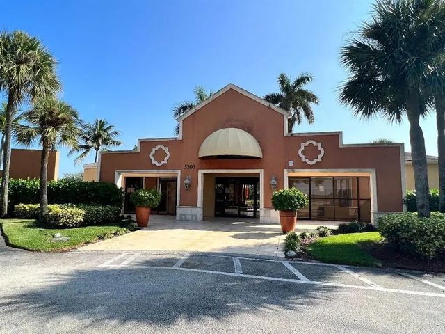 2 of 23 - 5200 Nw 31st Avenue #h 158, Fort Lauderdale, FL