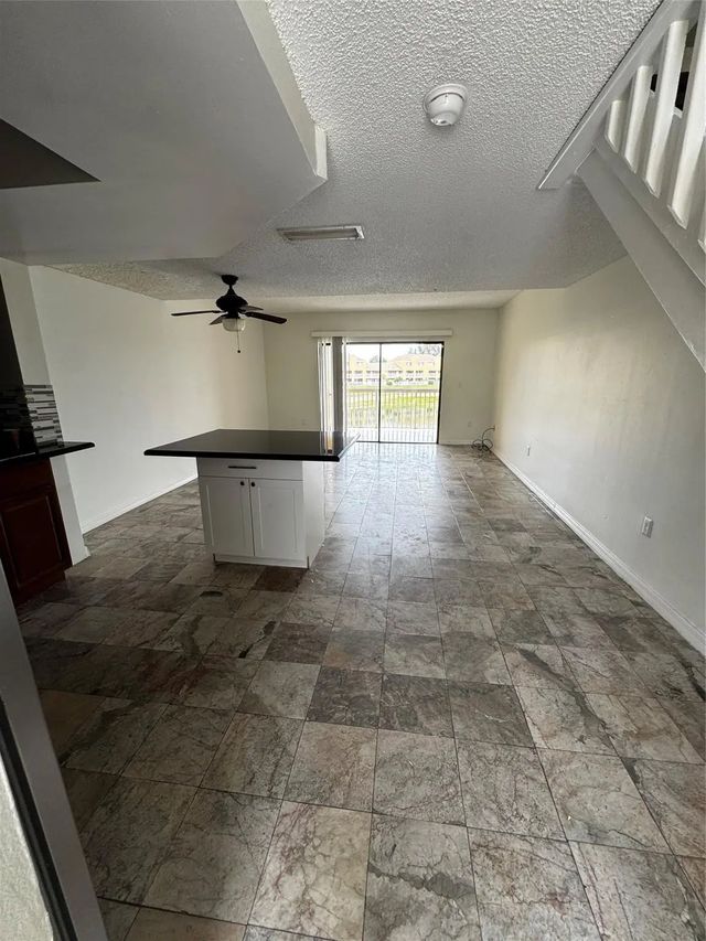 4 of 23 - 5200 Nw 31st Avenue #h 158, Fort Lauderdale, FL