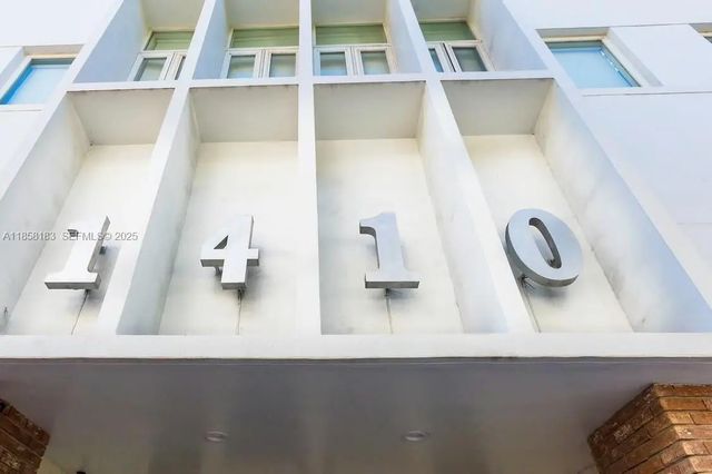 2 of 18 - 1410 20th Street #1418, Miami Beach, FL