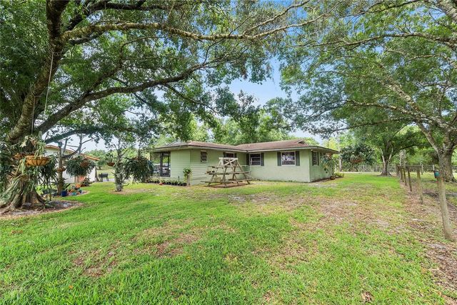 4 of 15 - 10100 W Midway Road, Fort Pierce, FL