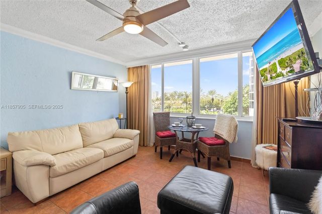 4 of 38 - 19201 Collins Avenue #129, Sunny Isles Beach, FL