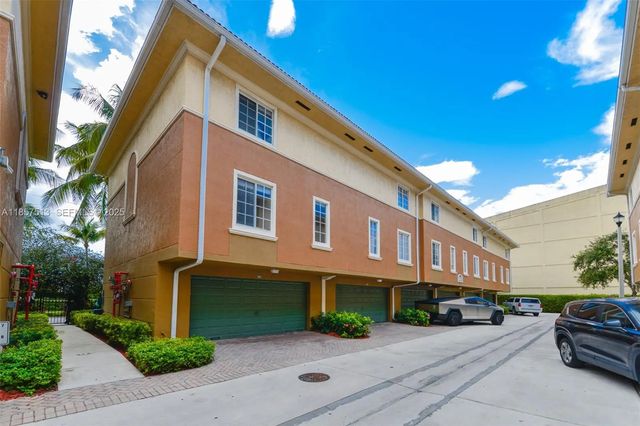2 of 40 - 2811 Ne 185th Street #801, Aventura, FL