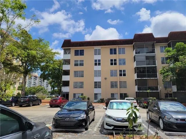 4158 Inverrary Drive #404, Lauderhill