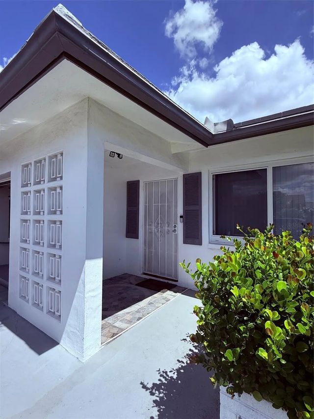 5 of 19 - 4605 Nw 49th Street, Tamarac, FL