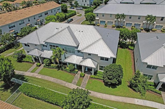 5 of 38 - 4046 Long Leaf Lane, Hollywood, FL