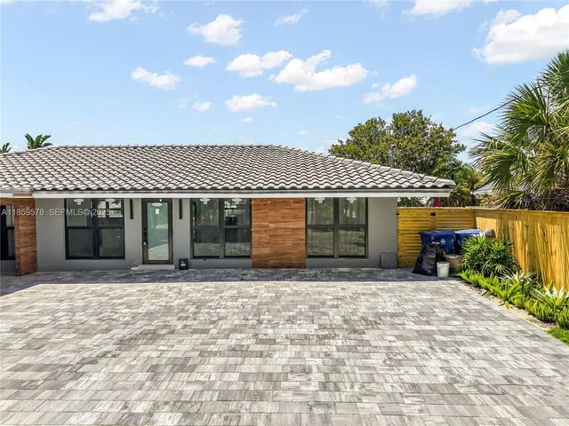 2 of 33 - 2417 Ne 18th Avenue, Wilton Manors, FL