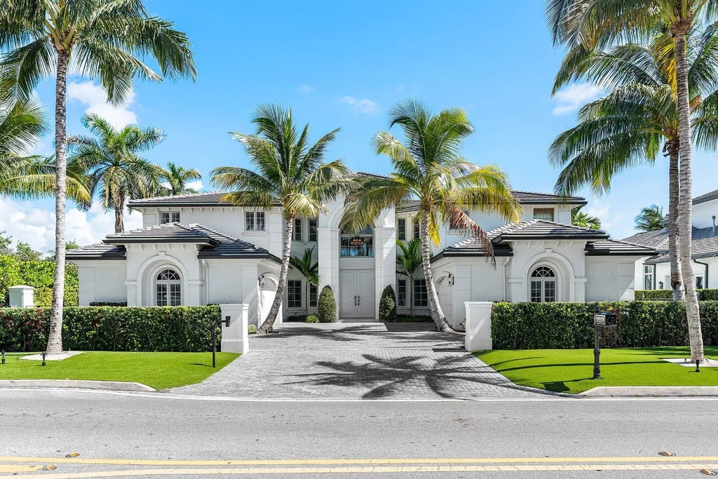 121 Royal Palm Way, Boca Raton
