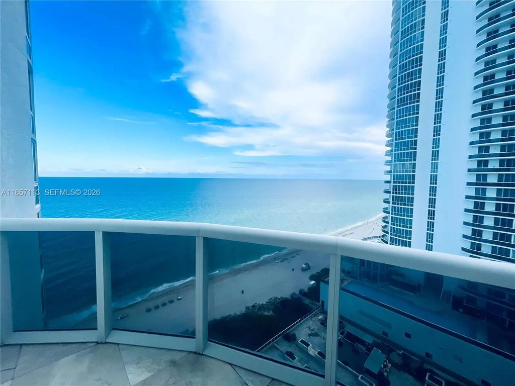 16001 Collins Avenue #1402, Sunny Isles Beach
