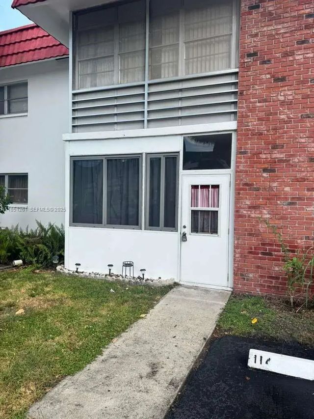 2 of 2 - 2251 Nw 48th Terrace #114, Lauderhill, FL