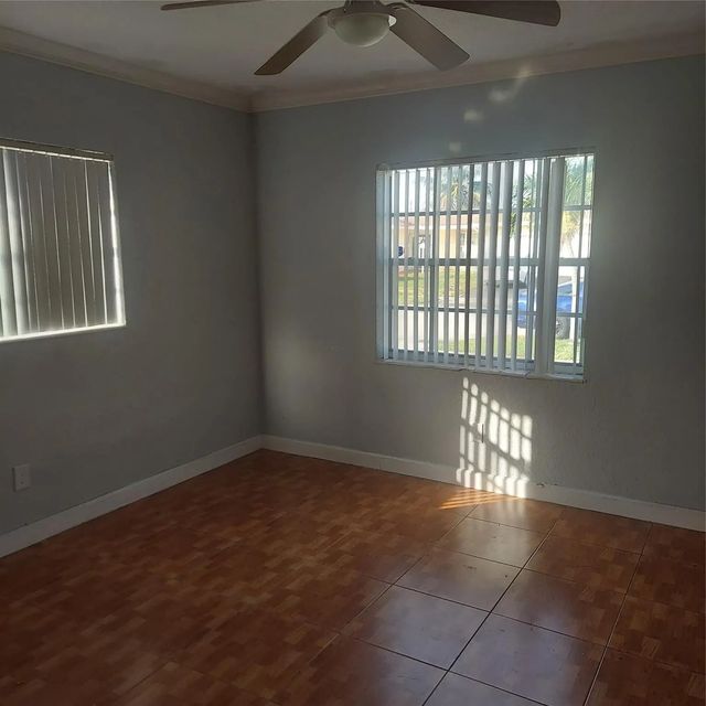 N/A, Lauderdale Lakes