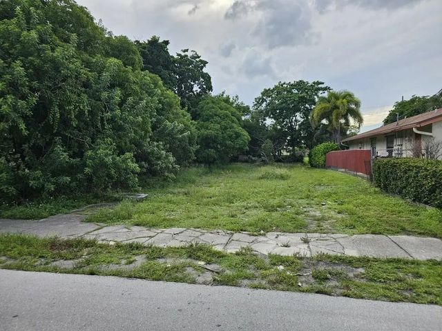 2 of 7 - 265 Nw 1st Avenue, Deerfield Beach, FL