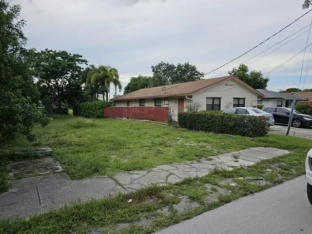 4 of 7 - 265 Nw 1st Avenue, Deerfield Beach, FL