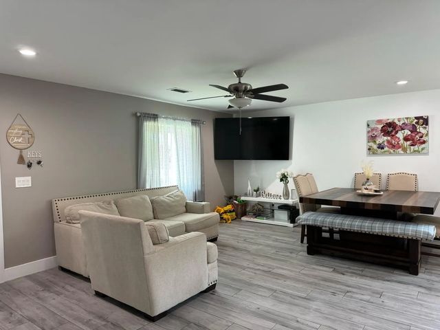 4 of 21 - 2310 Nw 2nd Street, Pompano Beach, FL