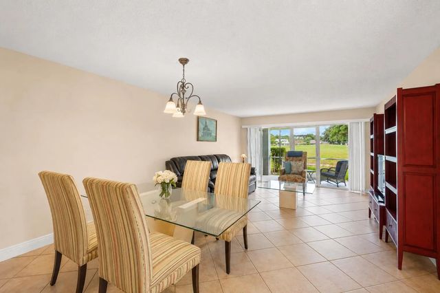 4 of 21 - 7410 Woodmont Terrace #109, Tamarac, FL