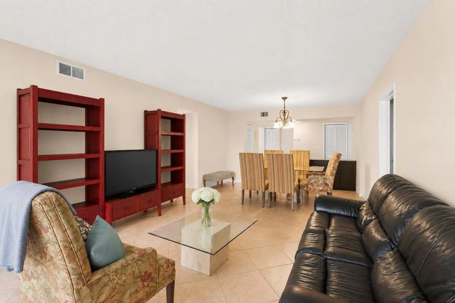 5 of 21 - 7410 Woodmont Terrace #109, Tamarac, FL