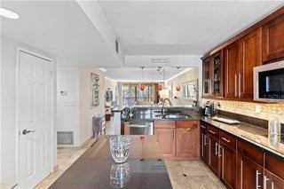 Photo of Listing #F10469093