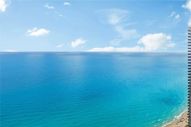 5 of 41 - 4111 S Ocean Drive #lph3/5, Hollywood, FL