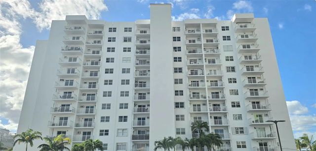 200 S Birch Road #121, Fort Lauderdale