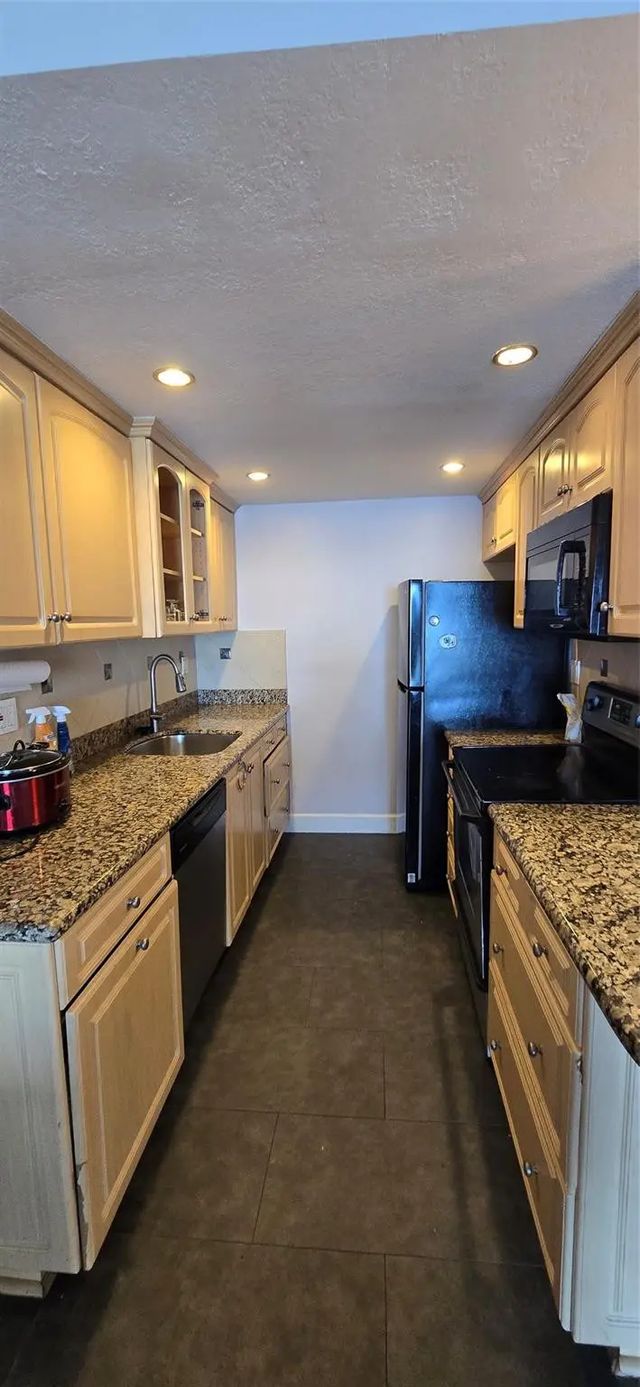 5 of 15 - 200 S Birch Road #121, Fort Lauderdale, FL