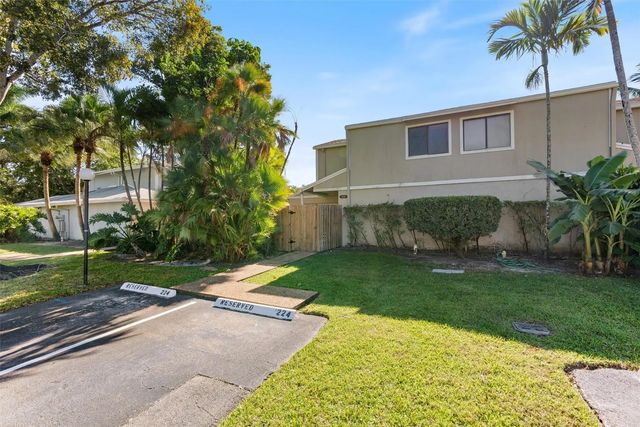 722 Nw 132nd Terrace #722, Plantation