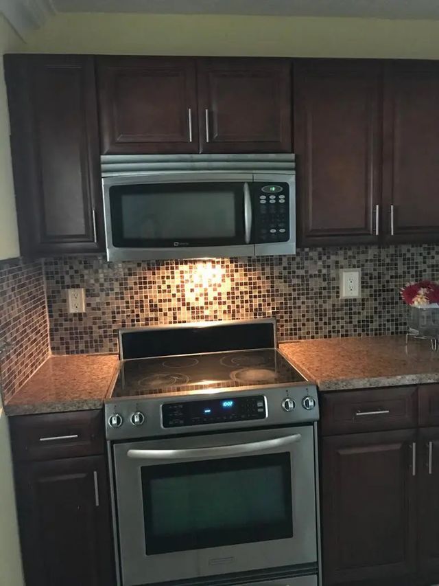 4 of 10 - 5100 Sw 41st Street #110, Hollywood, FL