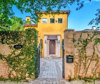 Photo of Listing #F10483598